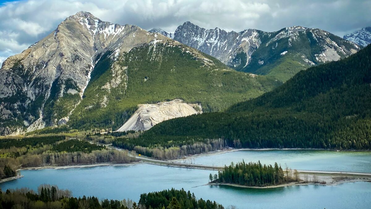Crowsnest Pass Mountains